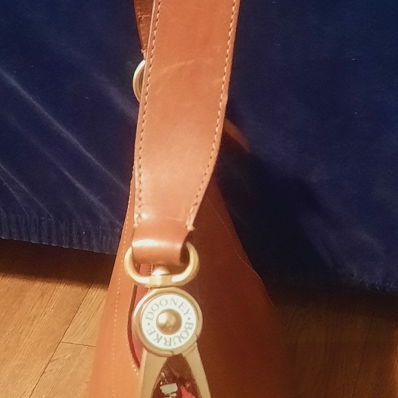SOLD Dooney & Bourke CASSIDY Hobo - Picture 5 of 16